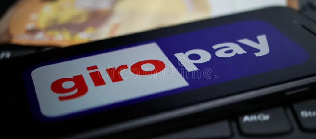 Giropay logó, mobiltelefon, online fizetés, digitális tranzakció, német fizetési mód, billentyűzet, banki szolgáltatás